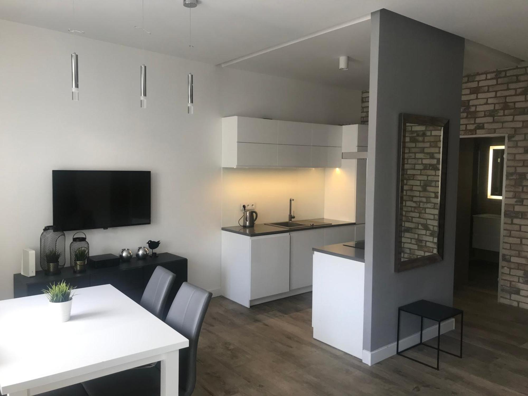 Nowy Swiat 60 - 170 M Do Metra - Prywatne Mieszkanie W Centrum Warszawy - Better Rental Varsavia Esterno foto